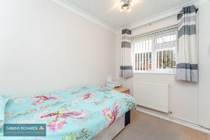 Bedroom- click for photo gallery